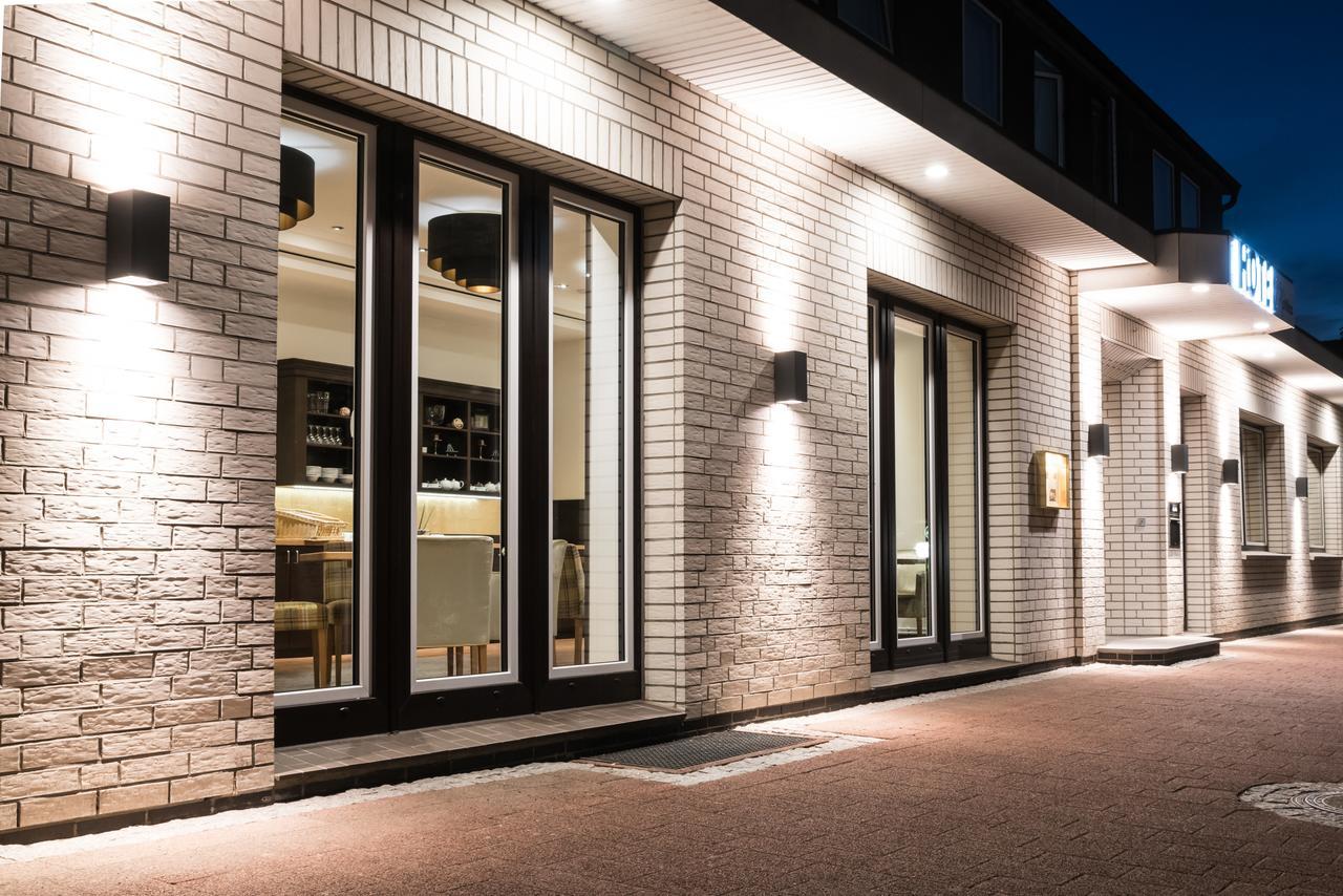 Hotel Matthias Gnarrenburg エクステリア 写真